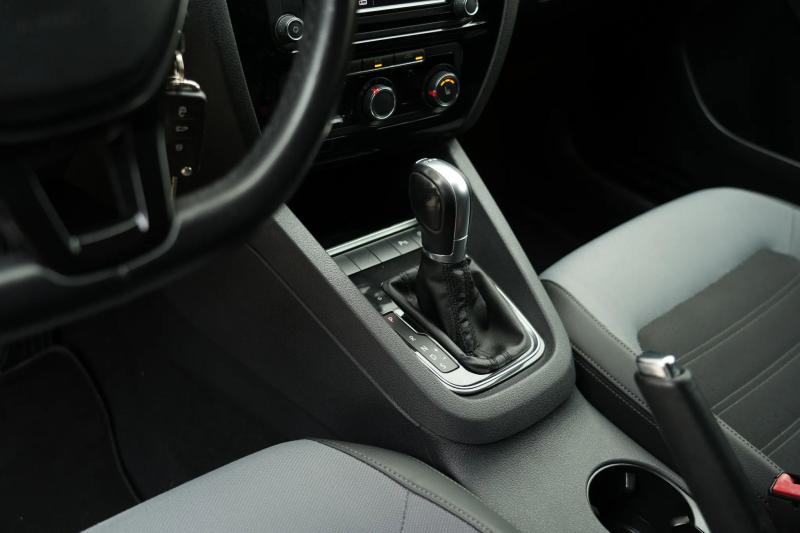 Car Thumb