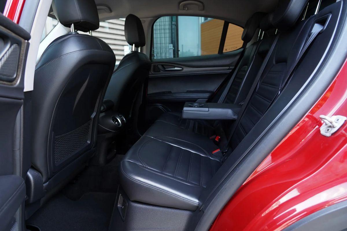 Alfa Romeo Stelvio 2.0 Turbo AWD AT8 First Edition