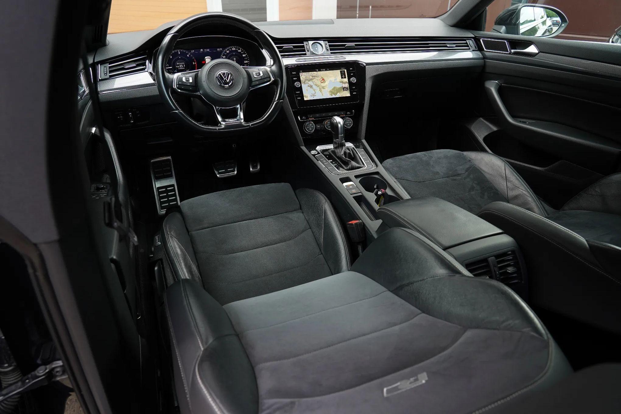 Volkswagen Arteon 2.0 TDI SCR DSG R-Line