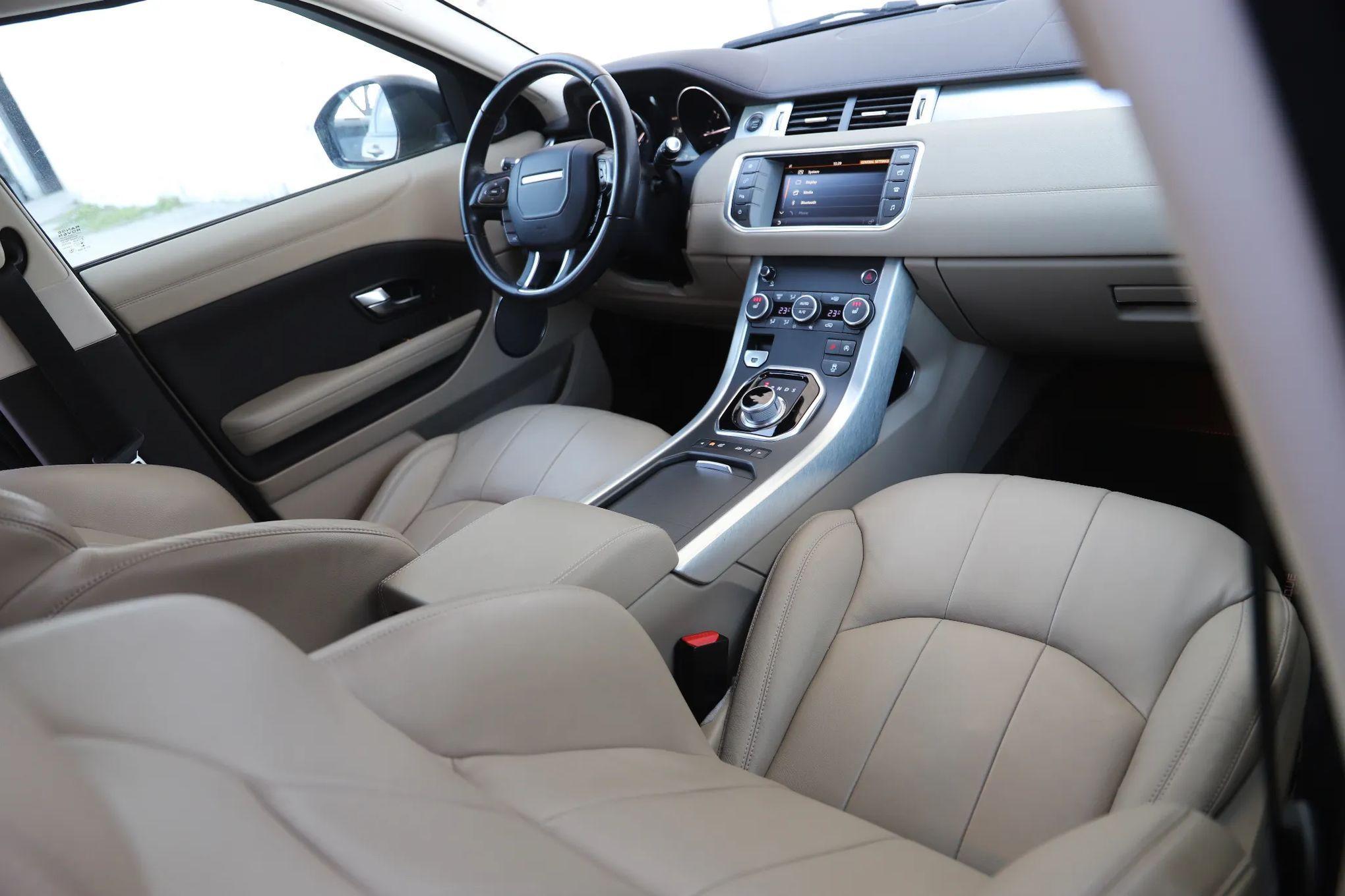 Land Rover Range Rover Evoque 2.0 D150 R-Dynamic